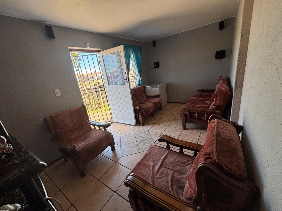 3 Bedroom Property for Sale in Westridge Western Cape